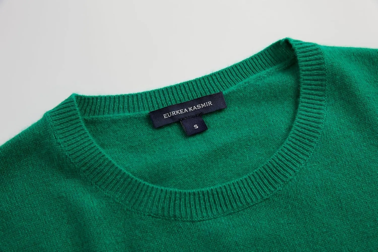EURKEA Women's Crewneck 100% Cashmere Sweater, Cozy Pullover Winter Top for Women, Gift Ready